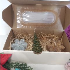 Hópehely és fenyő gyertya szett dobozban