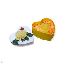 Sárga rózsa szív formájú doboz szívdoboz gyertyával