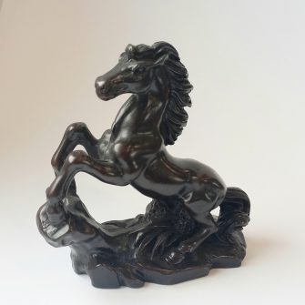 Szobrok és dísztárgyak